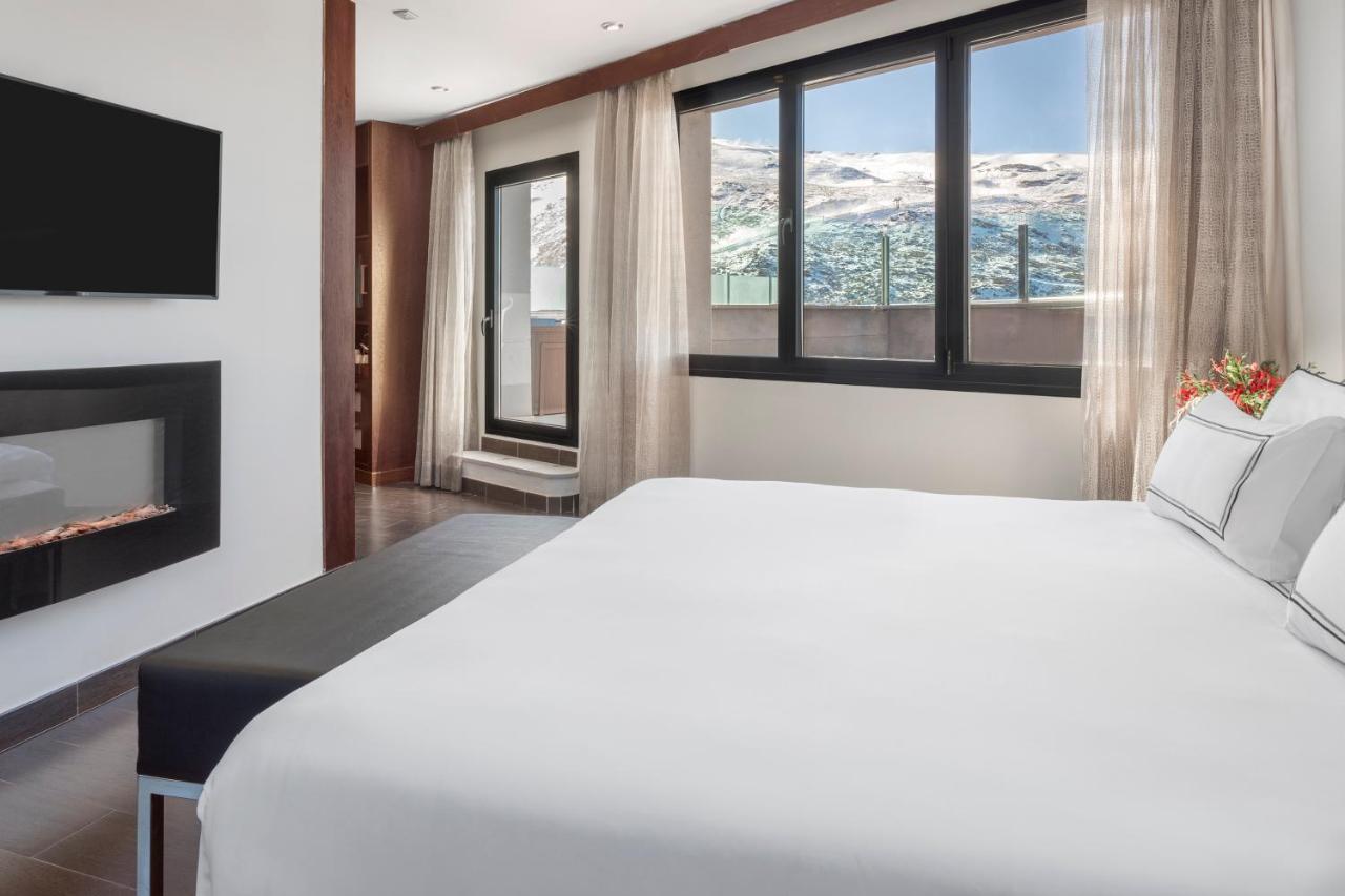 Melia Sol Y Nieve Hotel Sierra Nevada Exterior photo